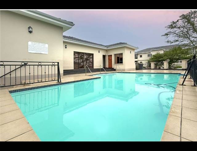2 BEDROOM APARTMENT FOR SALE IN SUMMERSET
